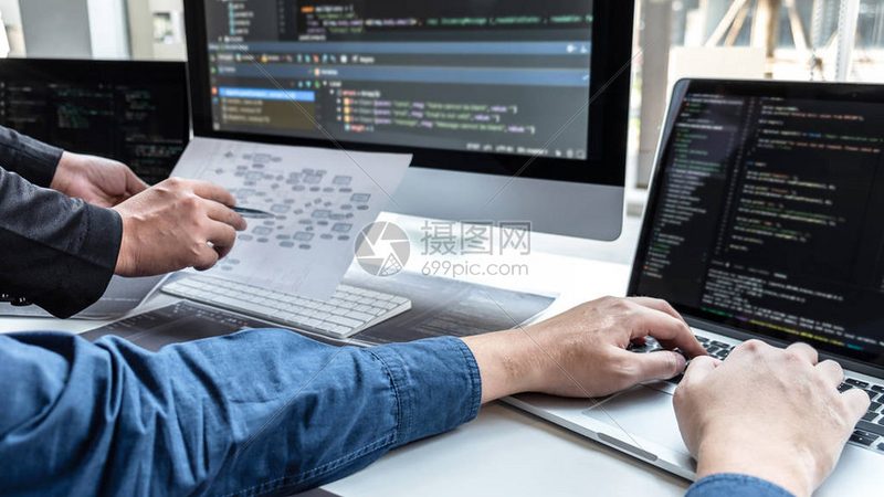 软件开发价格之谜：揭秘成本构成与决策要素**